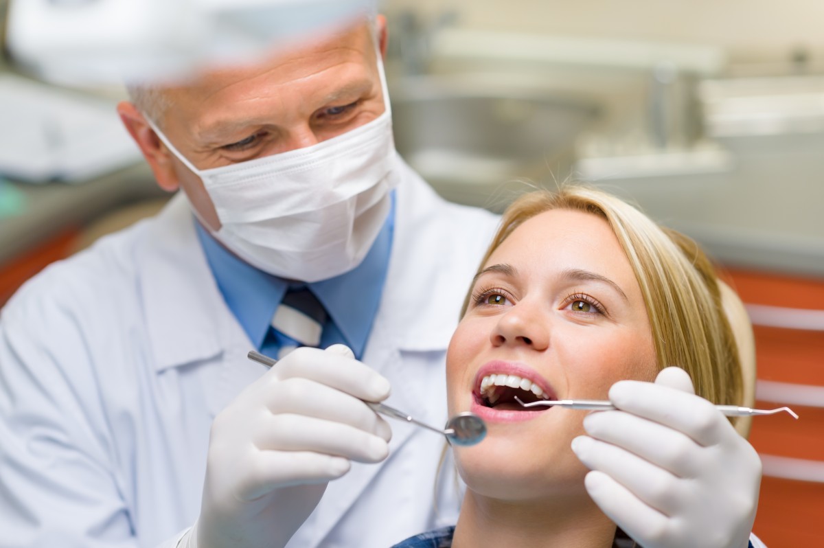 Porcelain Veneers – Best Way To Restore Your Teeth To Their Beautiful Look