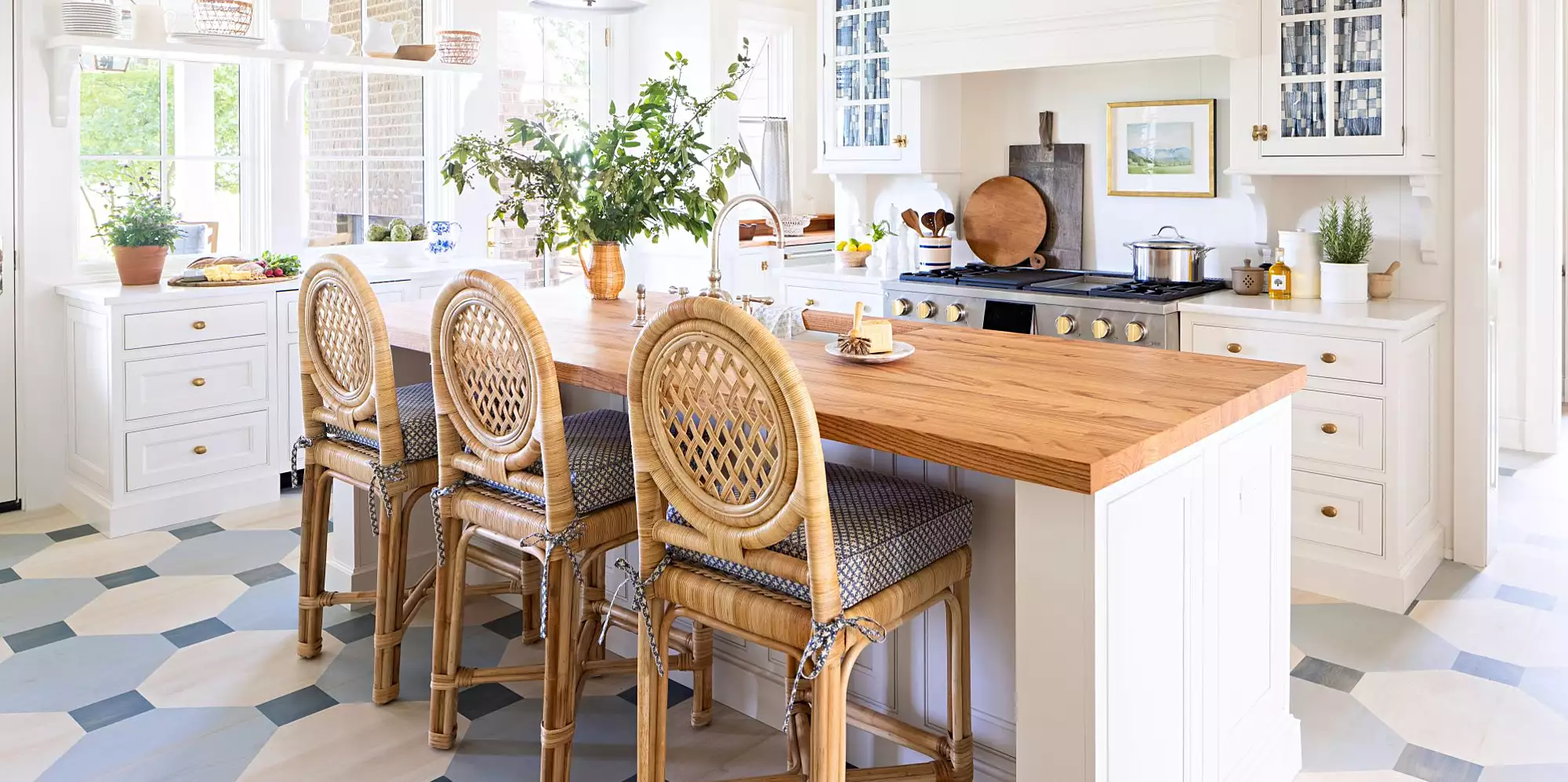 Most Common Kitchen Design Mistakes According to Interior DesignersBlog Hub