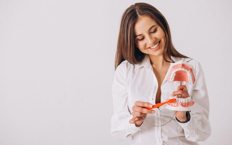 Pain-Free Dental Porcelain Veneers Techniques With State-Of-The-Art Technology
